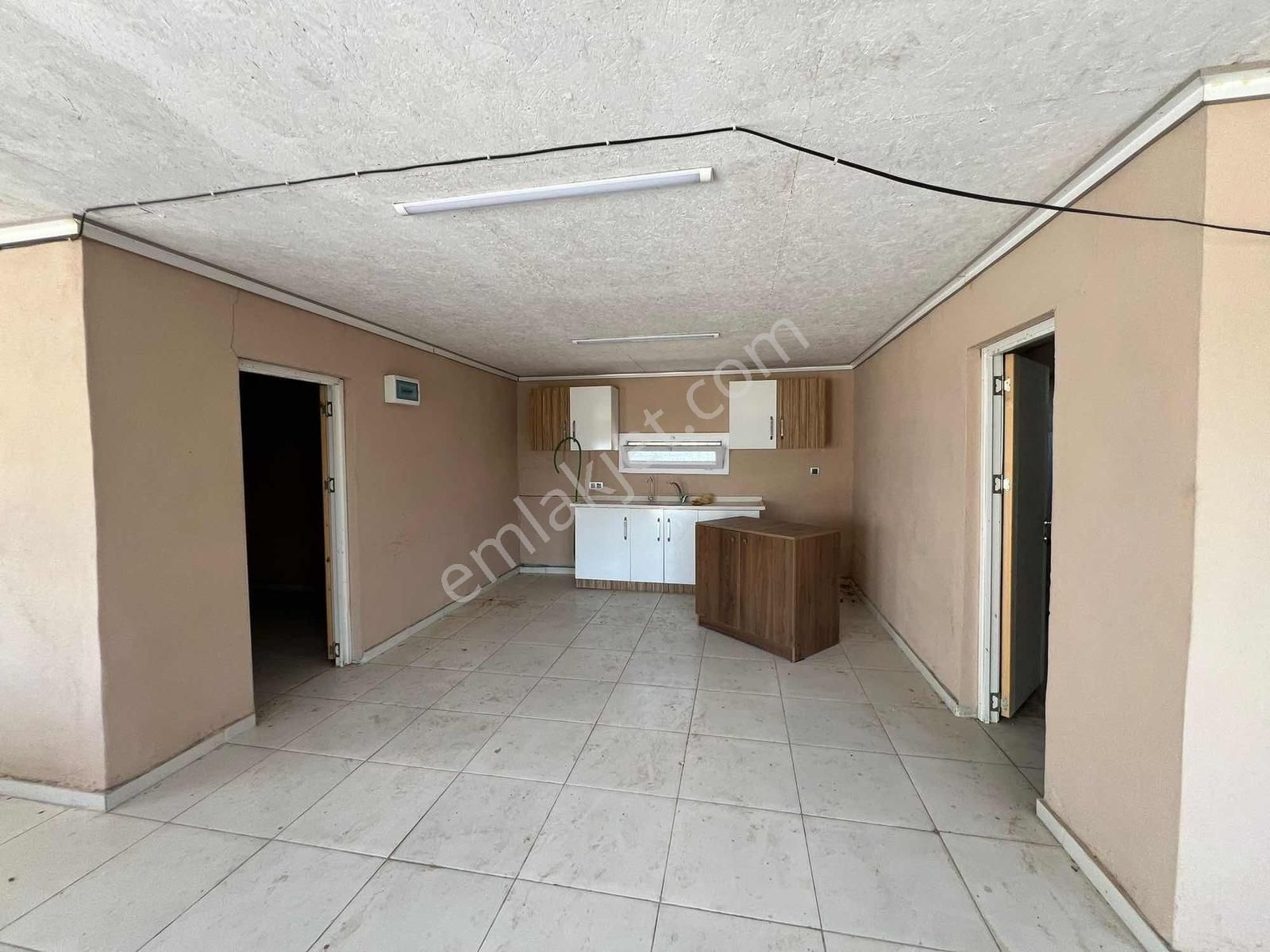 Zorlu'dan Adana Ceyhan Yolu Üzeri 2500 Depo 300m2ofis Acıkalan - Görsel 2