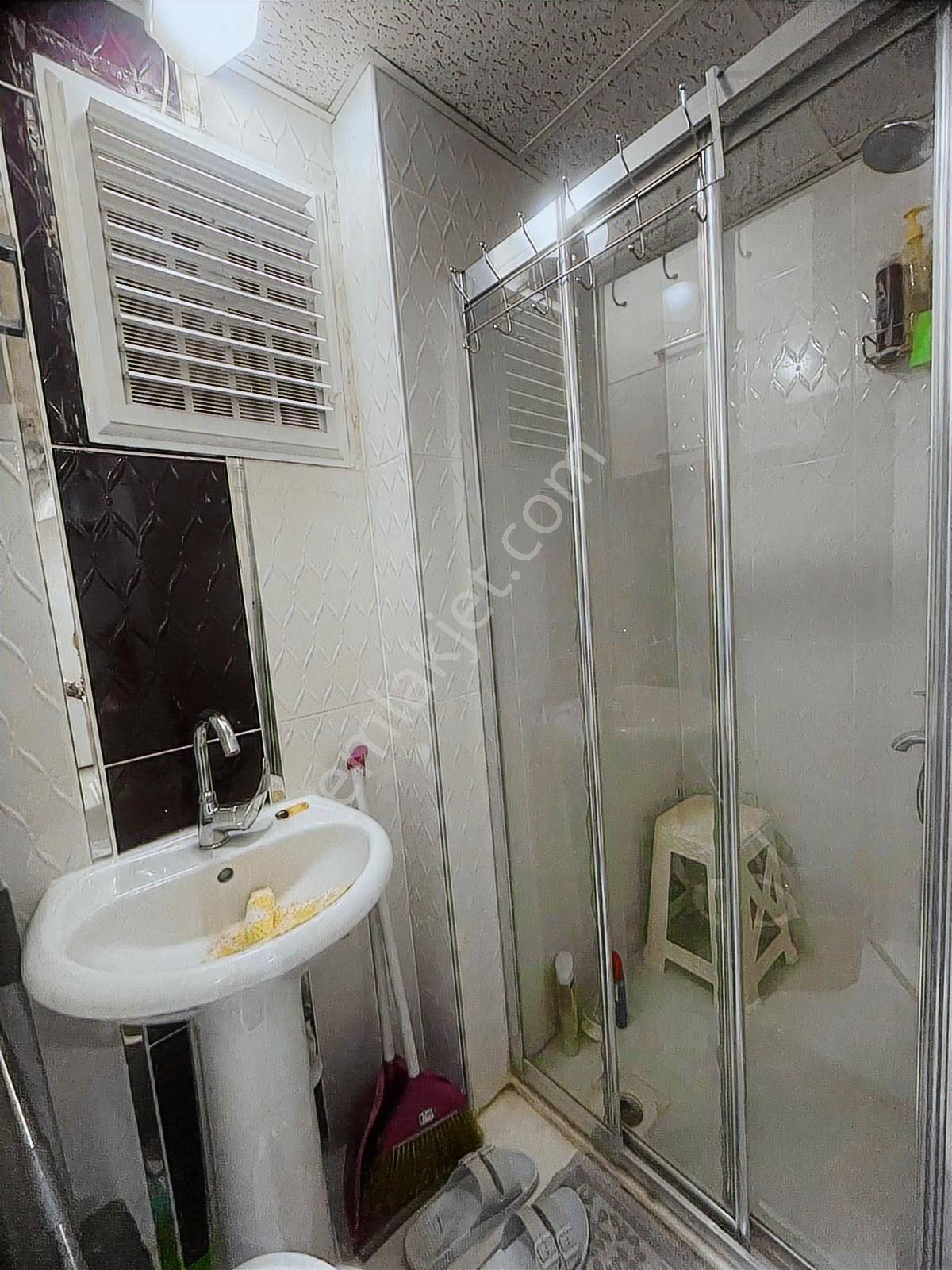 Demirler`den Şemiklerde Cam Balkonlu 3+1 Daire - Görsel 22