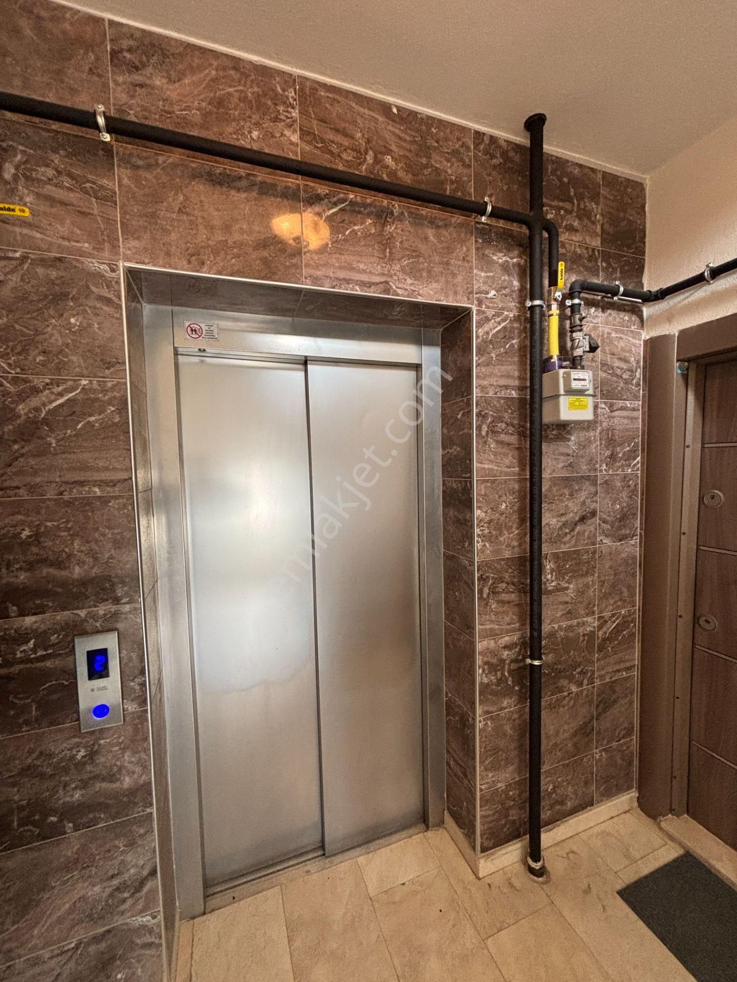 Büyükşehir Belediye Arkası Arakat Geniş 2+1 - Görsel 30