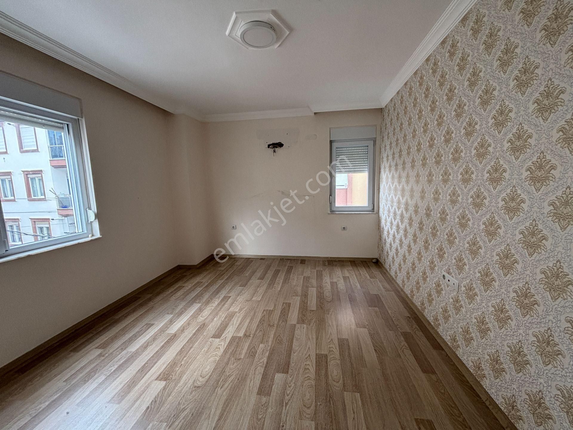 Büyükşehir Belediye Arkası Arakat Geniş 2+1 - Görsel 23