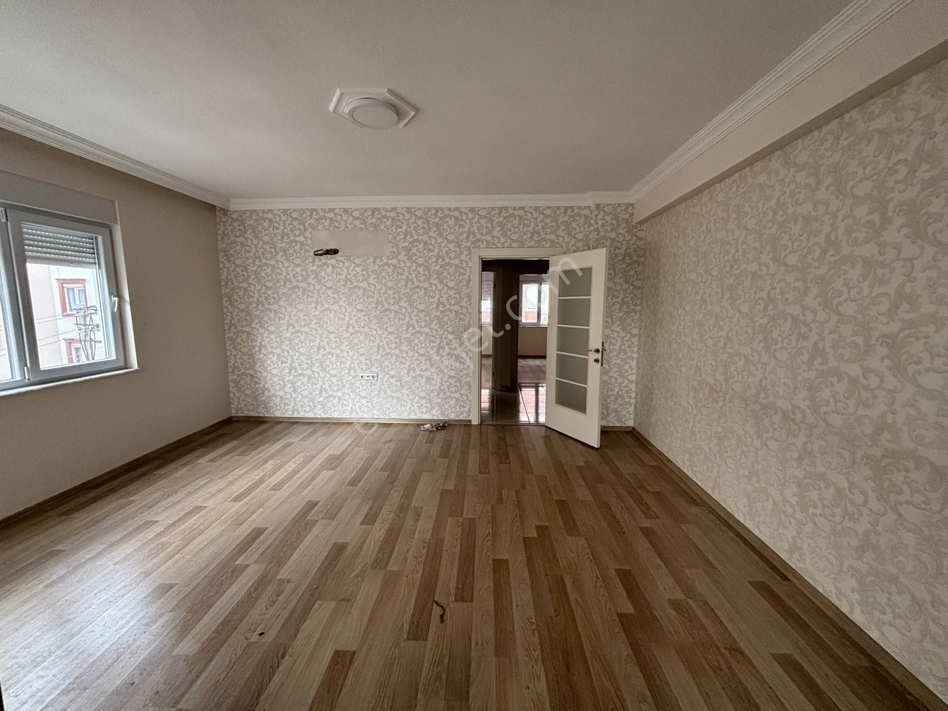 Büyükşehir Belediye Arkası Arakat Geniş 2+1 - Görsel 11