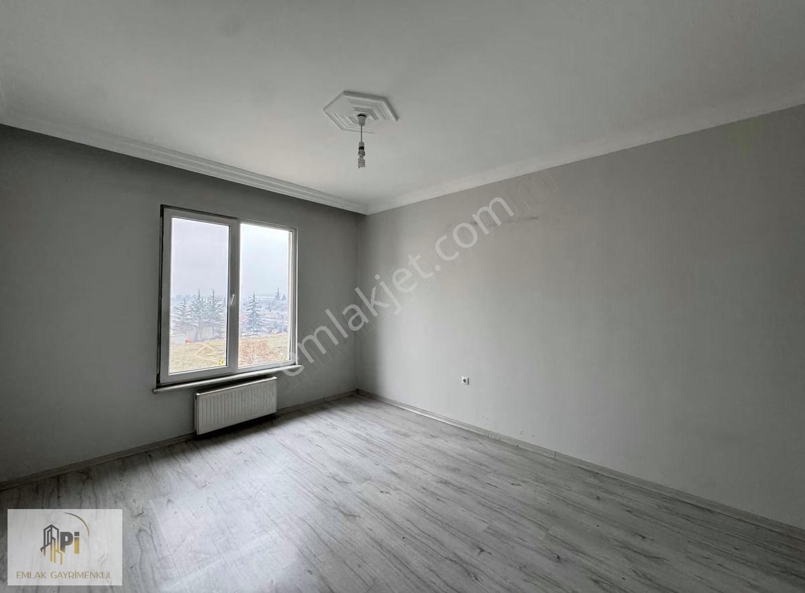 Batıkent'te Site İçi Arakat Kiralık Daire - Görsel 31