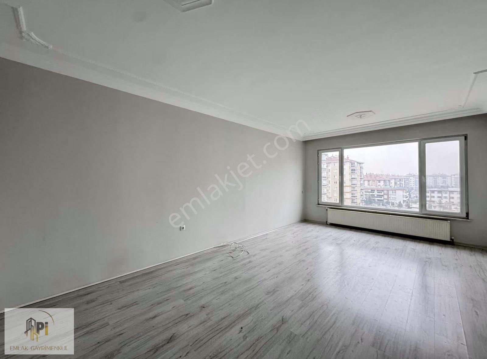 Batıkent'te Site İçi Arakat Kiralık Daire - Görsel 9