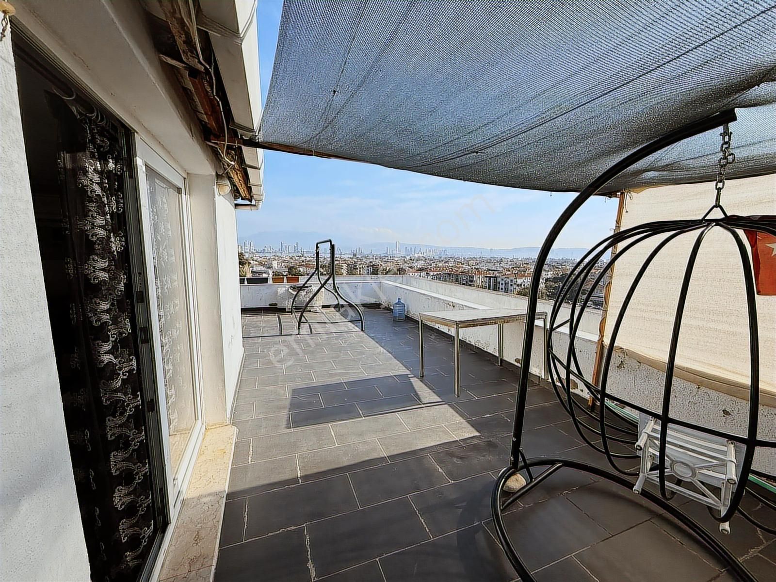 Karşıyaka Soğukkuyu'da Satılık 4+2 Dublex Daire - Görsel 28