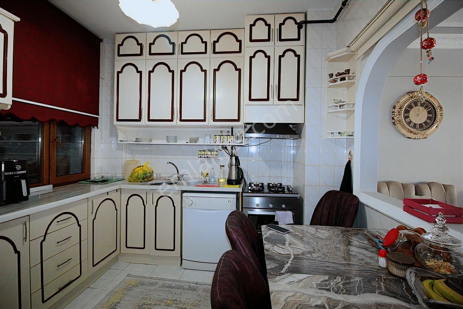 Kaçmaz Emlaktan Trabzon İnönü Mahallesinde Satılık 3+1 Daire - Görsel 15
