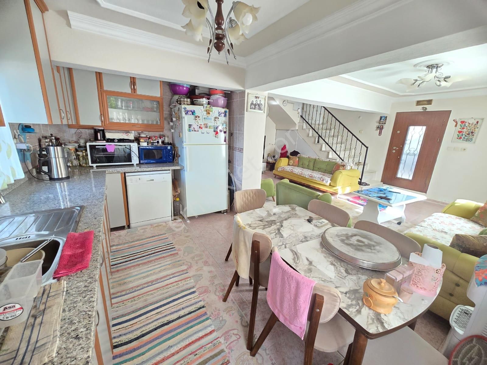 Milas Kazıklıda Teraslı Deniz Manzaralı 3+1 Müstakil Villa - Görsel 14