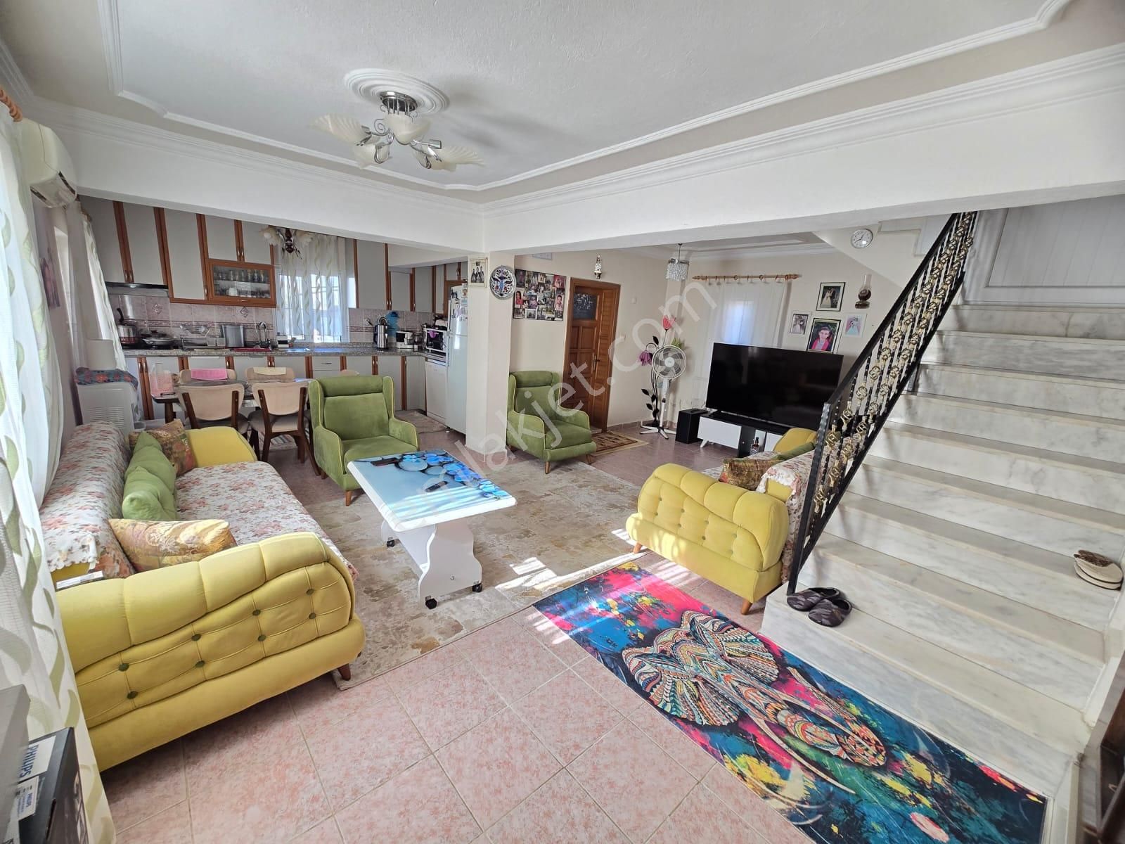 Milas Kazıklıda Teraslı Deniz Manzaralı 3+1 Müstakil Villa - Görsel 6