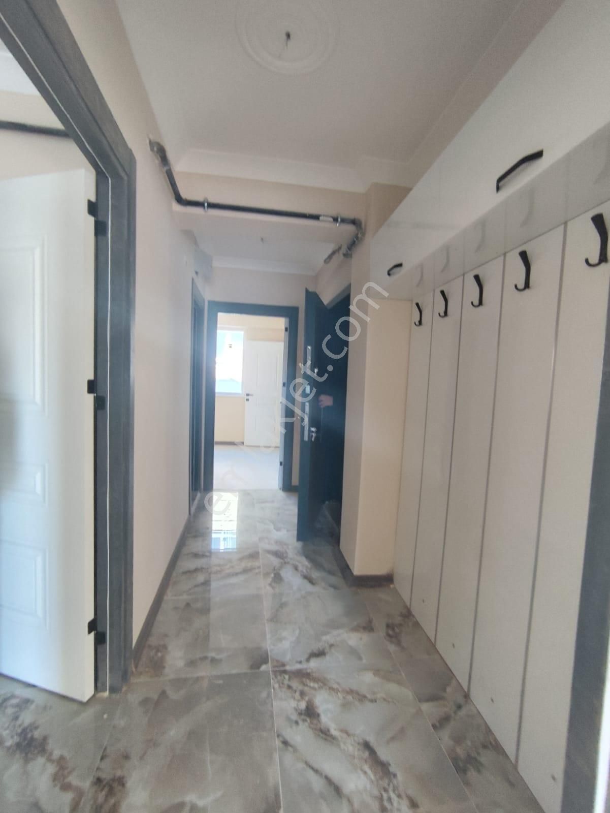 Özgür Gayrimenkul'den Çamlıca Mh.'de 2+0 Satlık Daire - Görsel 10