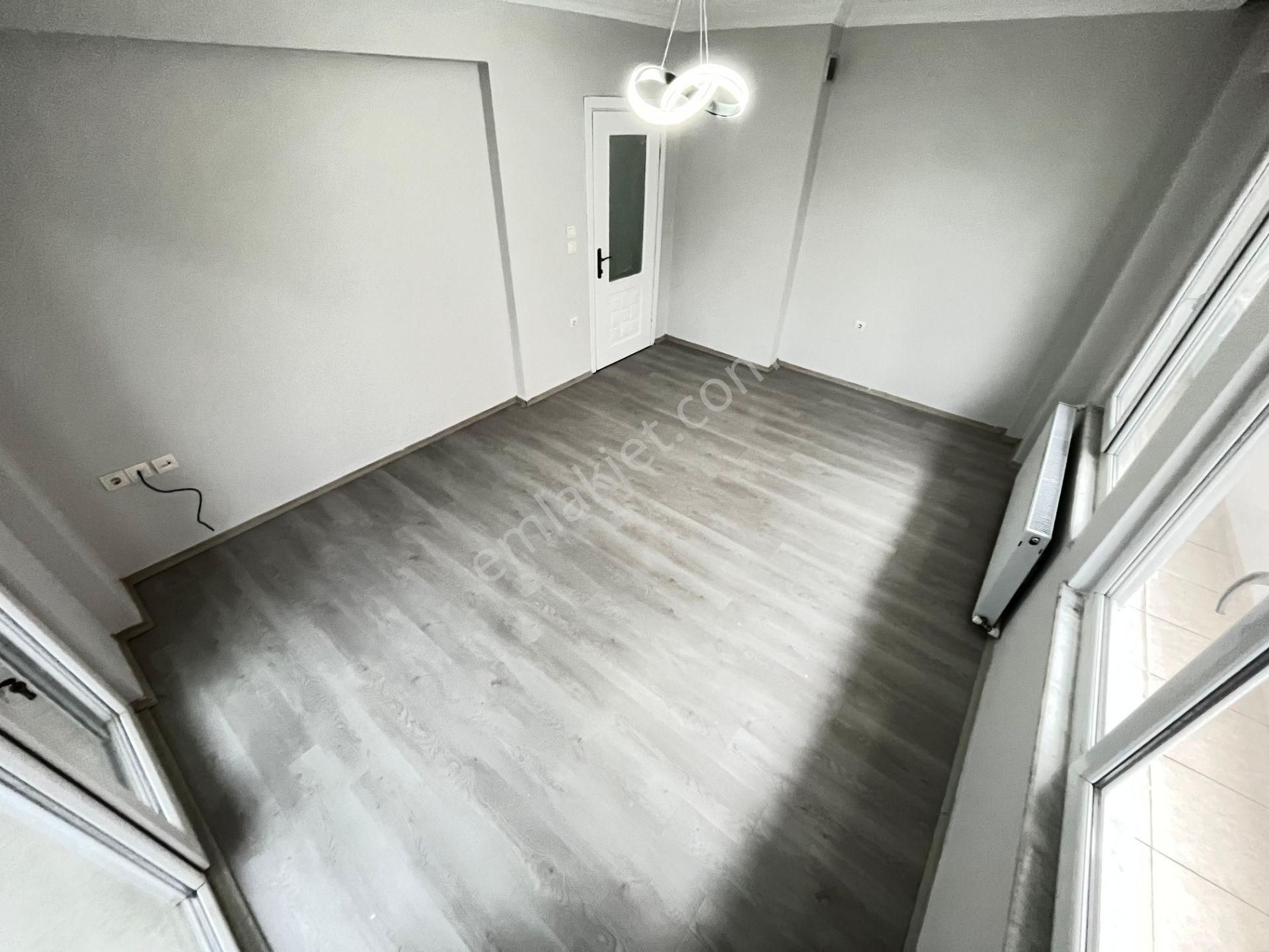 Parstan İkizçayda Ön Cephe Geniş Cam Balkonlu Park Manzaralı 2+1 Daire - Görsel 10