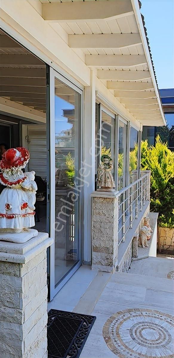 Çeşme Dalyan'da Satılık 4+2 Tam Müstakil Villa - Görsel 7