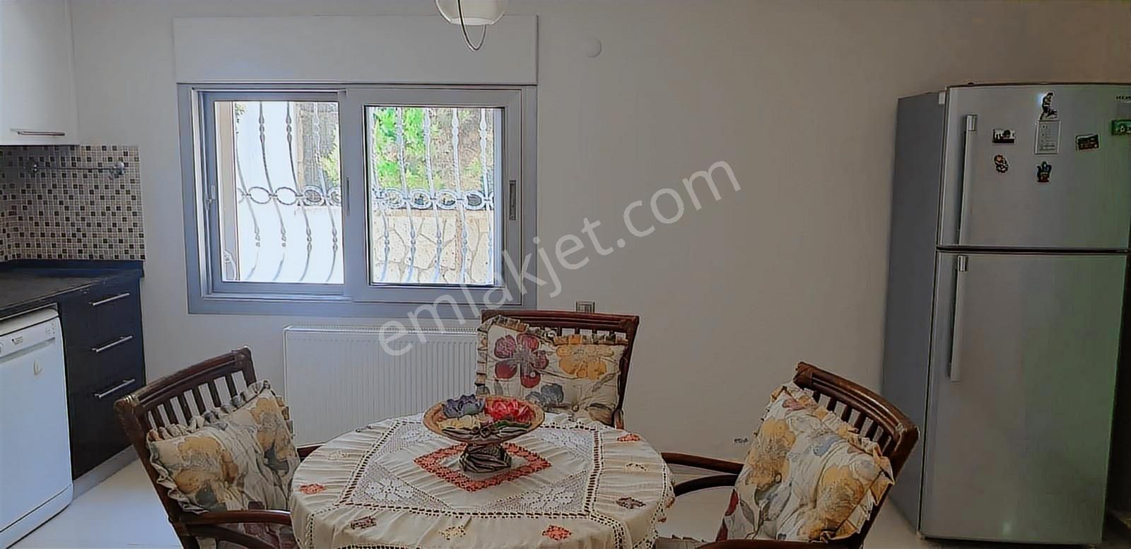 Çeşme Dalyan'da Satılık 4+2 Tam Müstakil Villa - Görsel 4