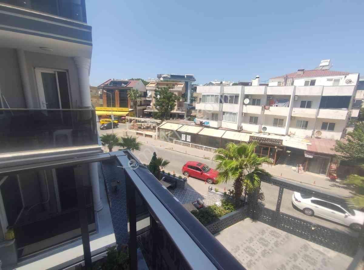 Altınkum'da Plaja 2 Bına Mesafede, 3+1 Havuzlu Asansörlü Daıre - Görsel 10