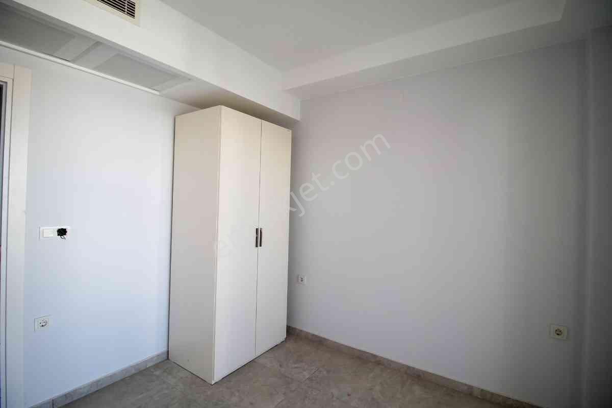 Altınkum'da Plaja 2 Bına Mesafede, 3+1 Havuzlu Asansörlü Daıre - Görsel 18