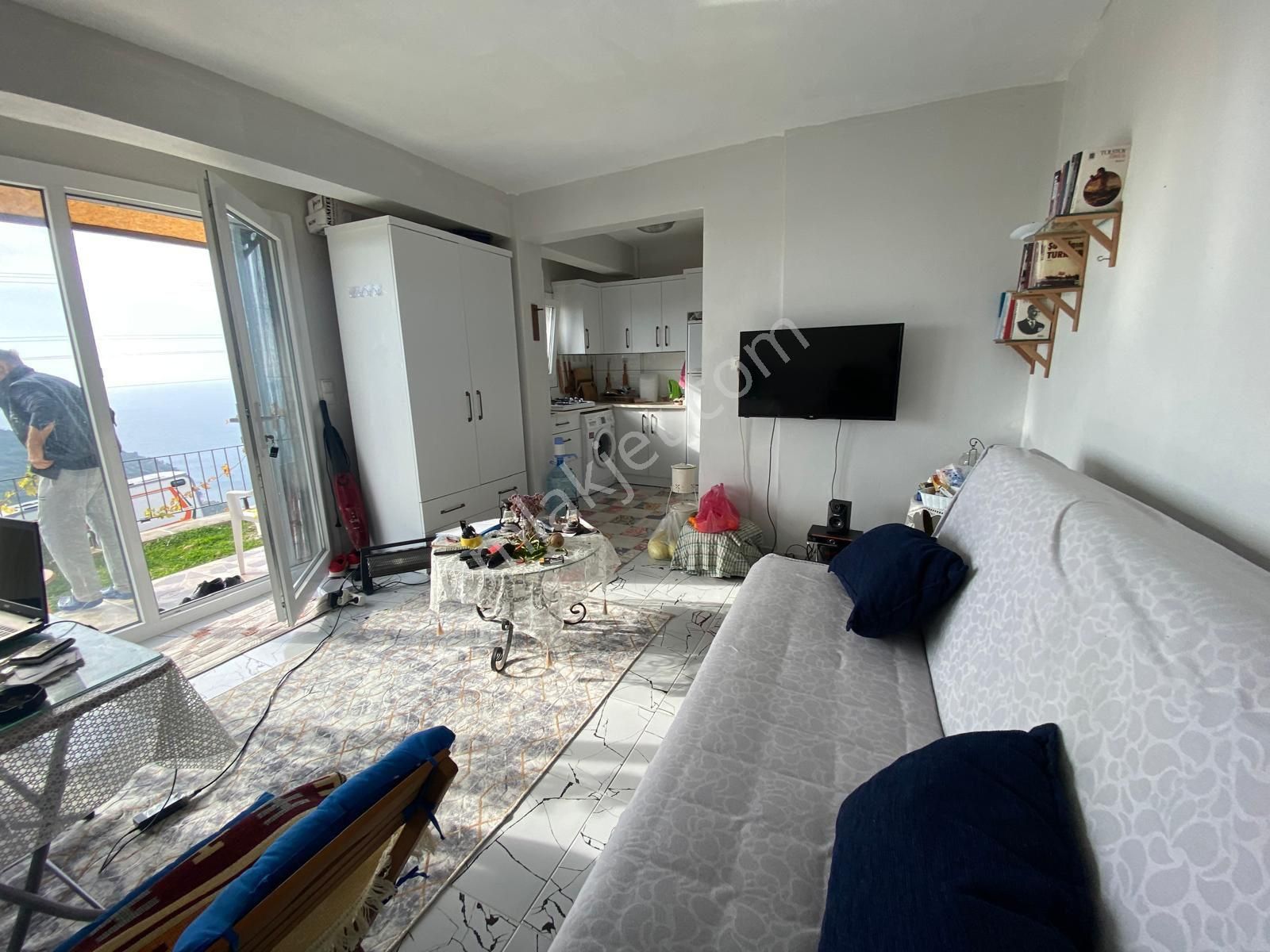 İzmir Çandarlı Da Eyko Da Satılık Bina - Görsel 29