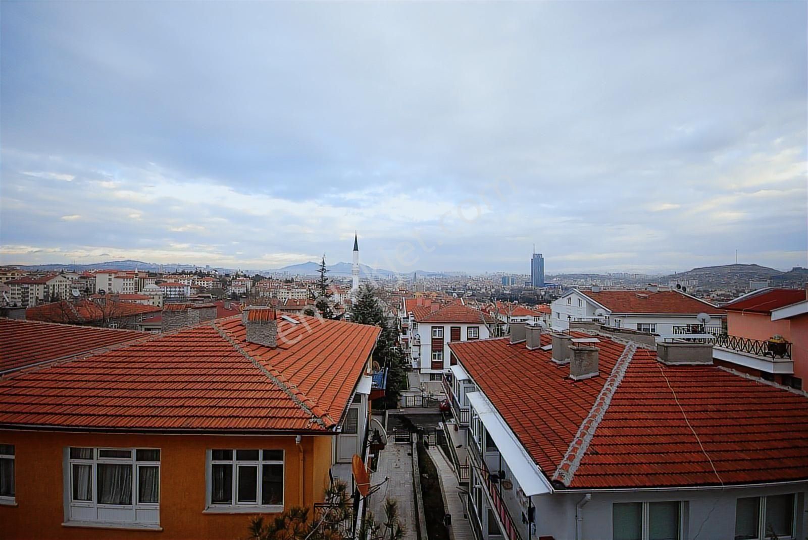 Basınevleri Mürettip Sokak' Ta Kiralık 3+1 Yapılı Daire