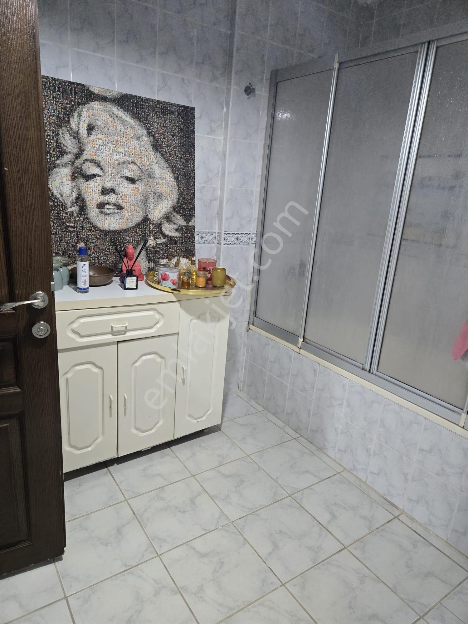 Tarabya Sitede 2+1 100 Metrekare Bahçe Kullanımlı Satılık Daire - Görsel 5