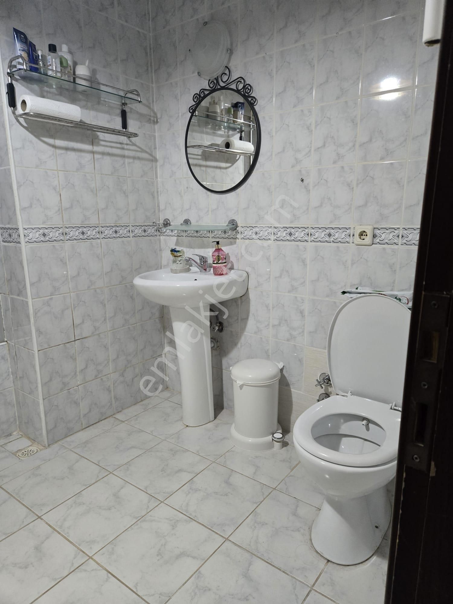 Tarabya Sitede 2+1 100 Metrekare Bahçe Kullanımlı Satılık Daire - Görsel 15