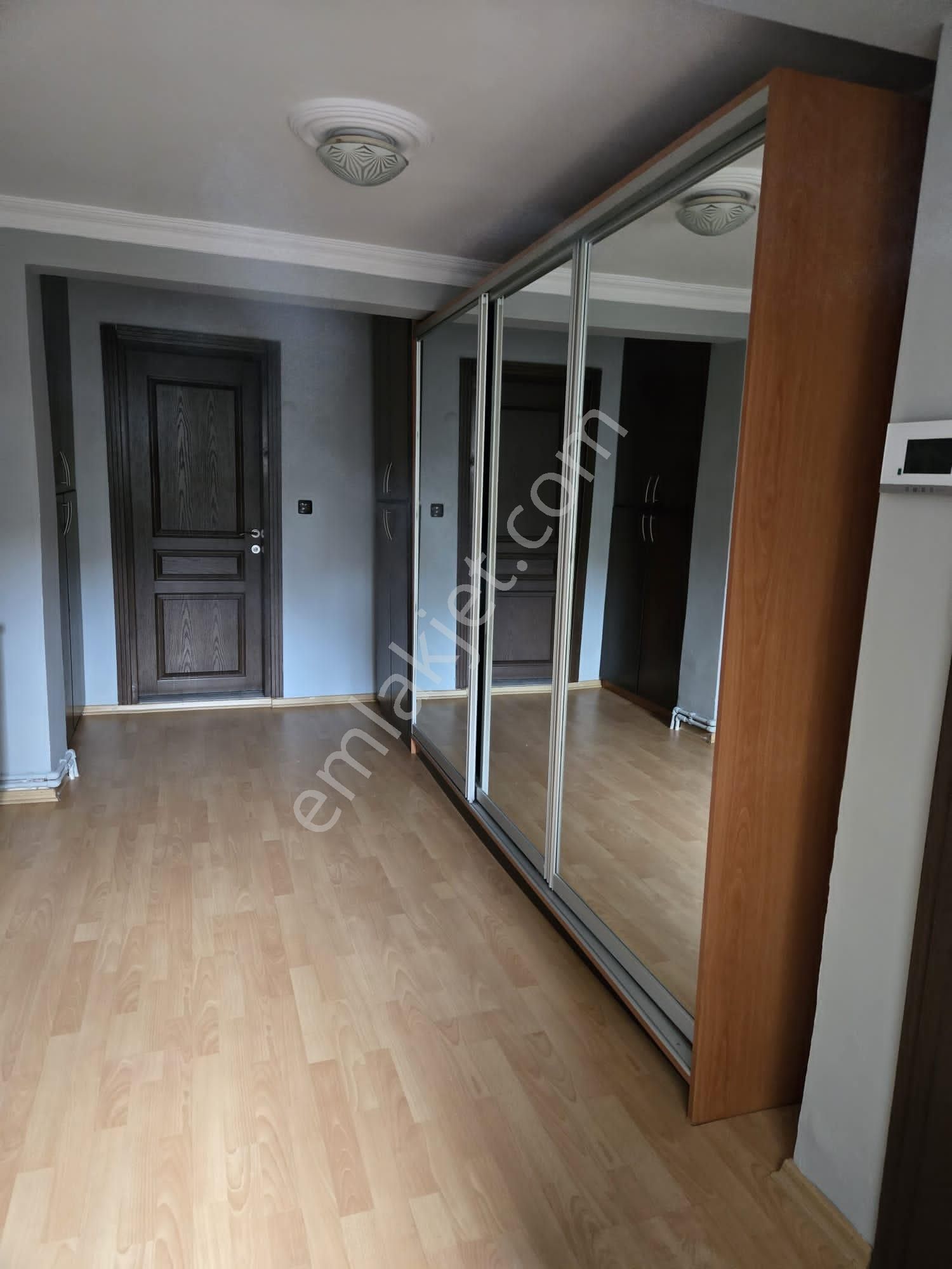 Tarabya Sitede 2+1 100 Metrekare Bahçe Kullanımlı Satılık Daire - Görsel 4