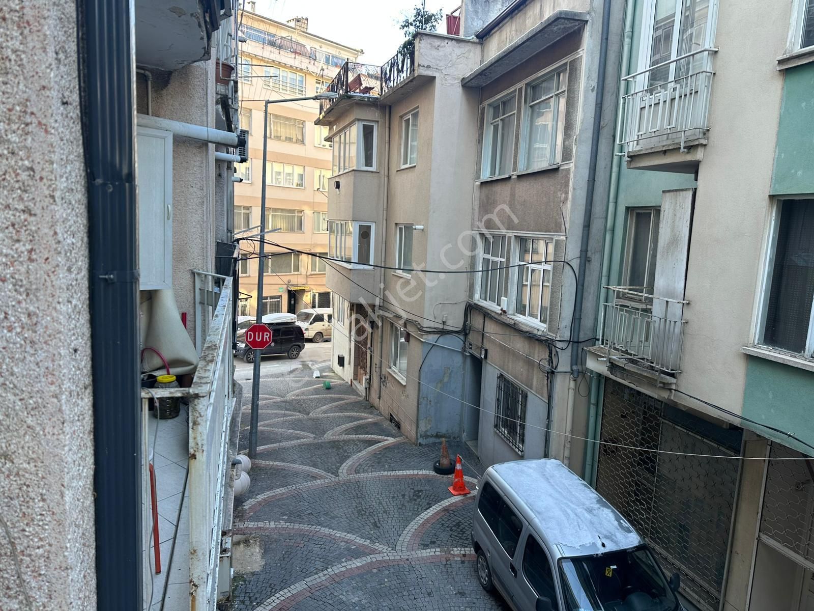 Namazgah Cadde Üzerinde 90 M2 Satılık Daire