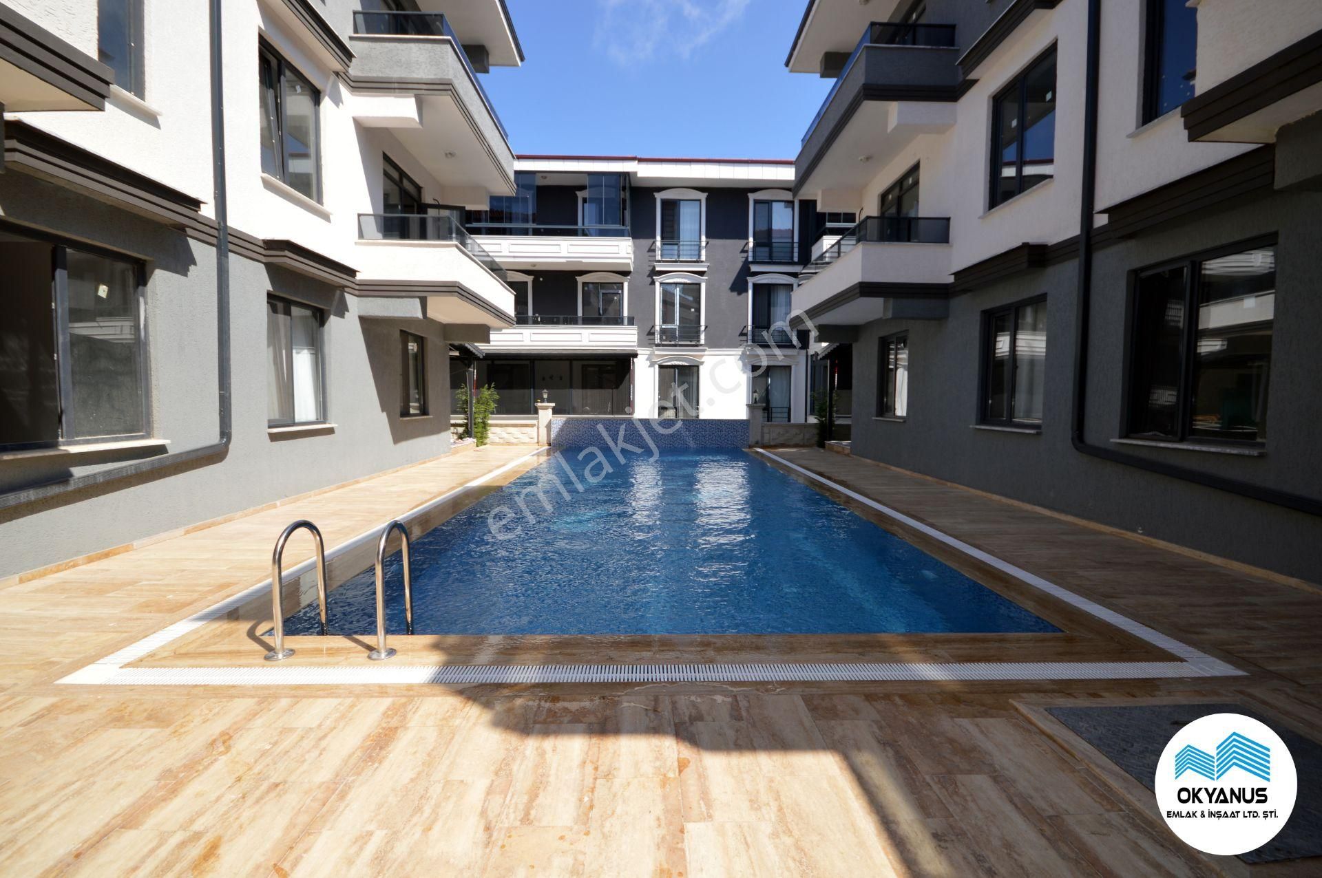 Karasu'da Havuzlu Sitede Bahçe Kullanımlı 2+1 Sıfır Daire - Görsel 20