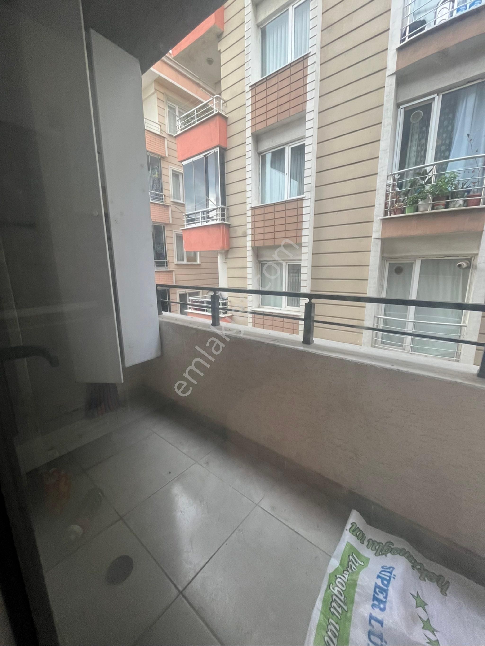 Yakuplu Aile Binasında Kirslık Daire - Görsel 8