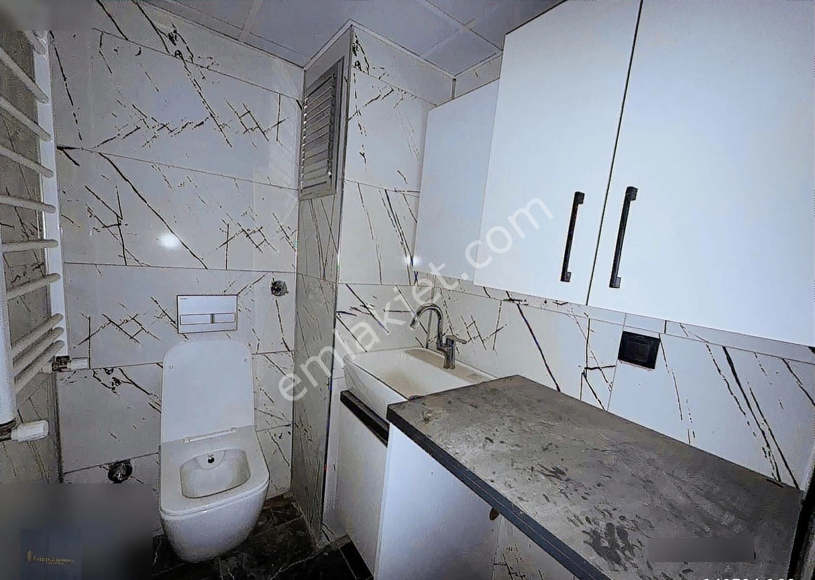 Yedi Eylül'de 3+1 140 M2 Ara Kat Yatırımlık Fırsat Daire - Görsel 27