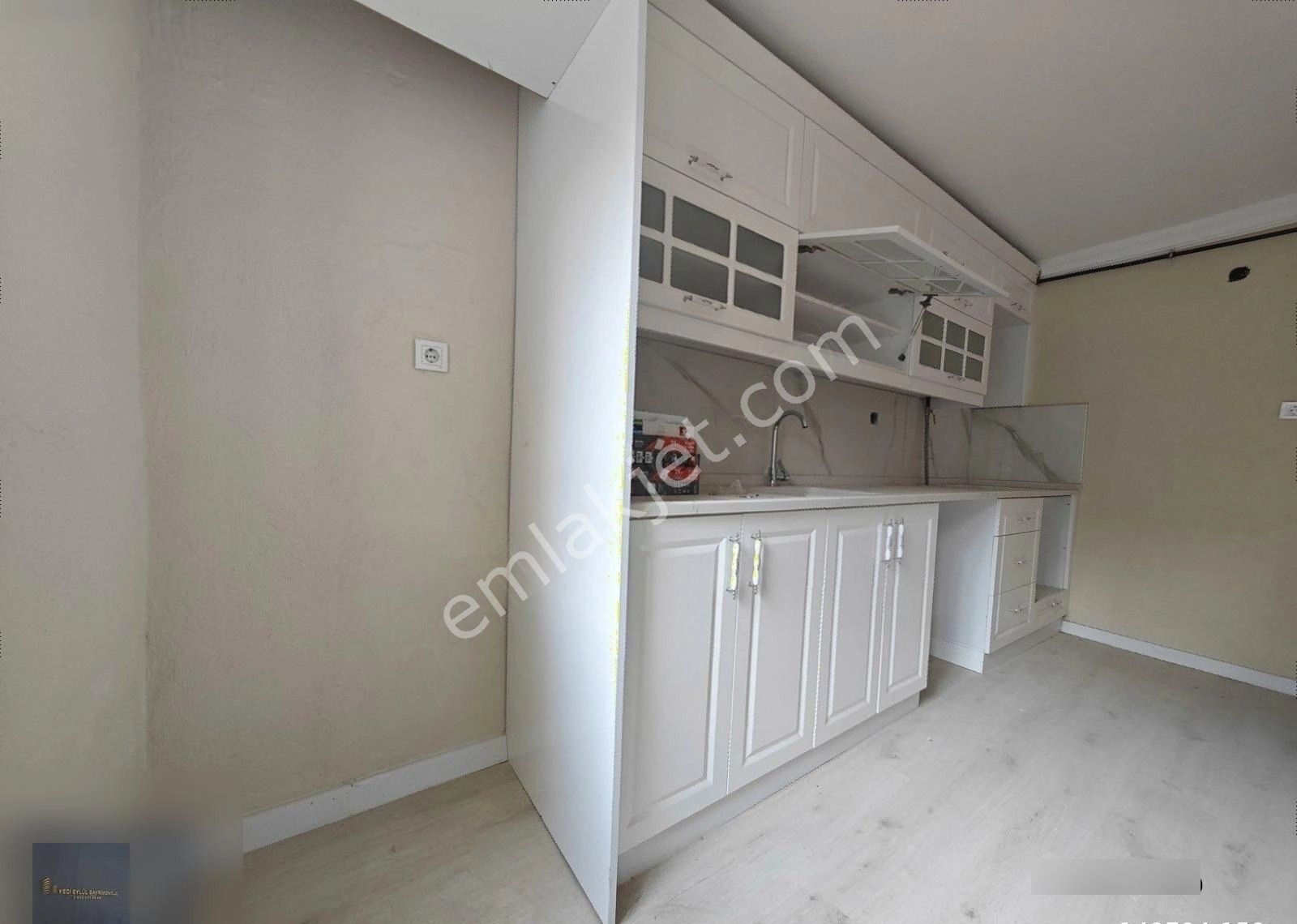 Torbalı Yedi Eylülde 2katlı Müstakil Bina 215 M2 Bahçeli Satılık - Görsel 20