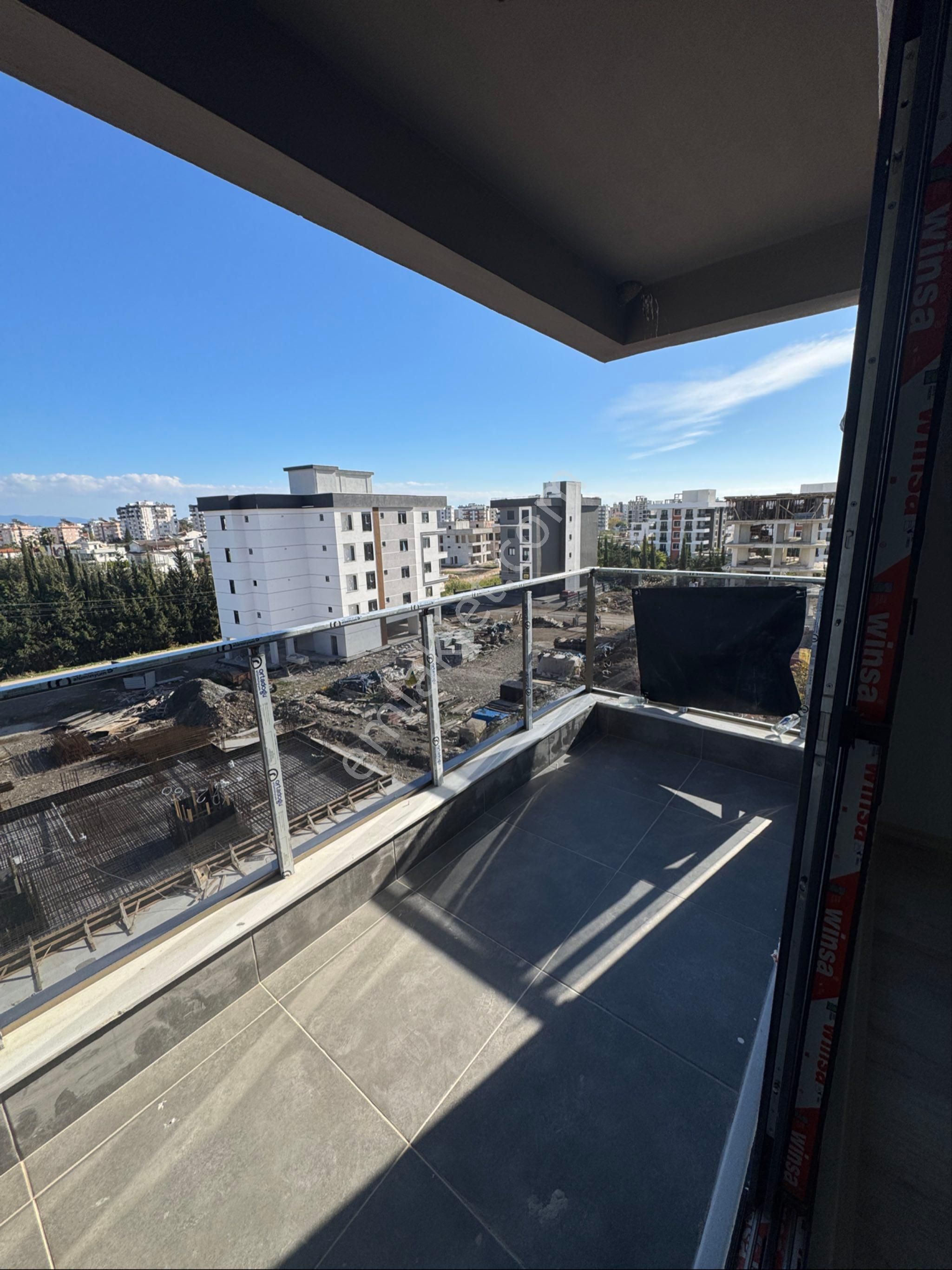 Finike Kum Mahallesi Elmalı Cad. Satılık 1+1 Daire - Görsel 8