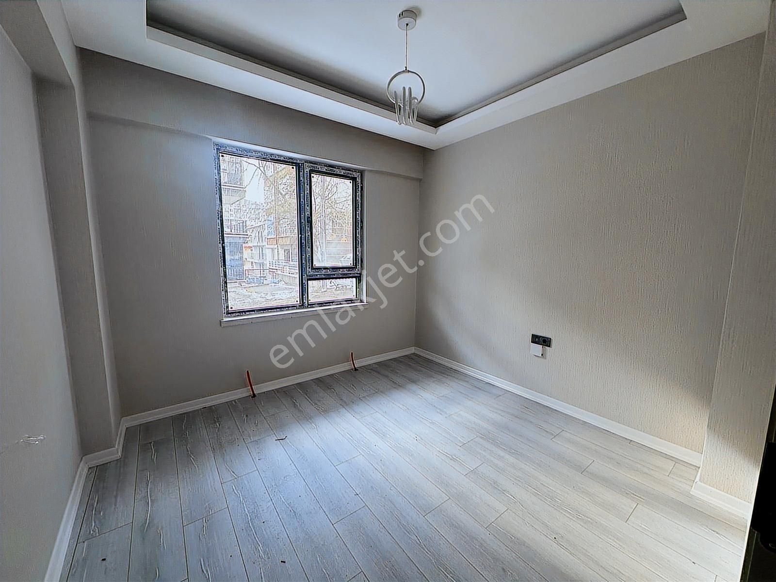 Keçiörende 3+1 1 Kat Konumlu Ön Cepheli Acil Satılık Daire - Görsel 22