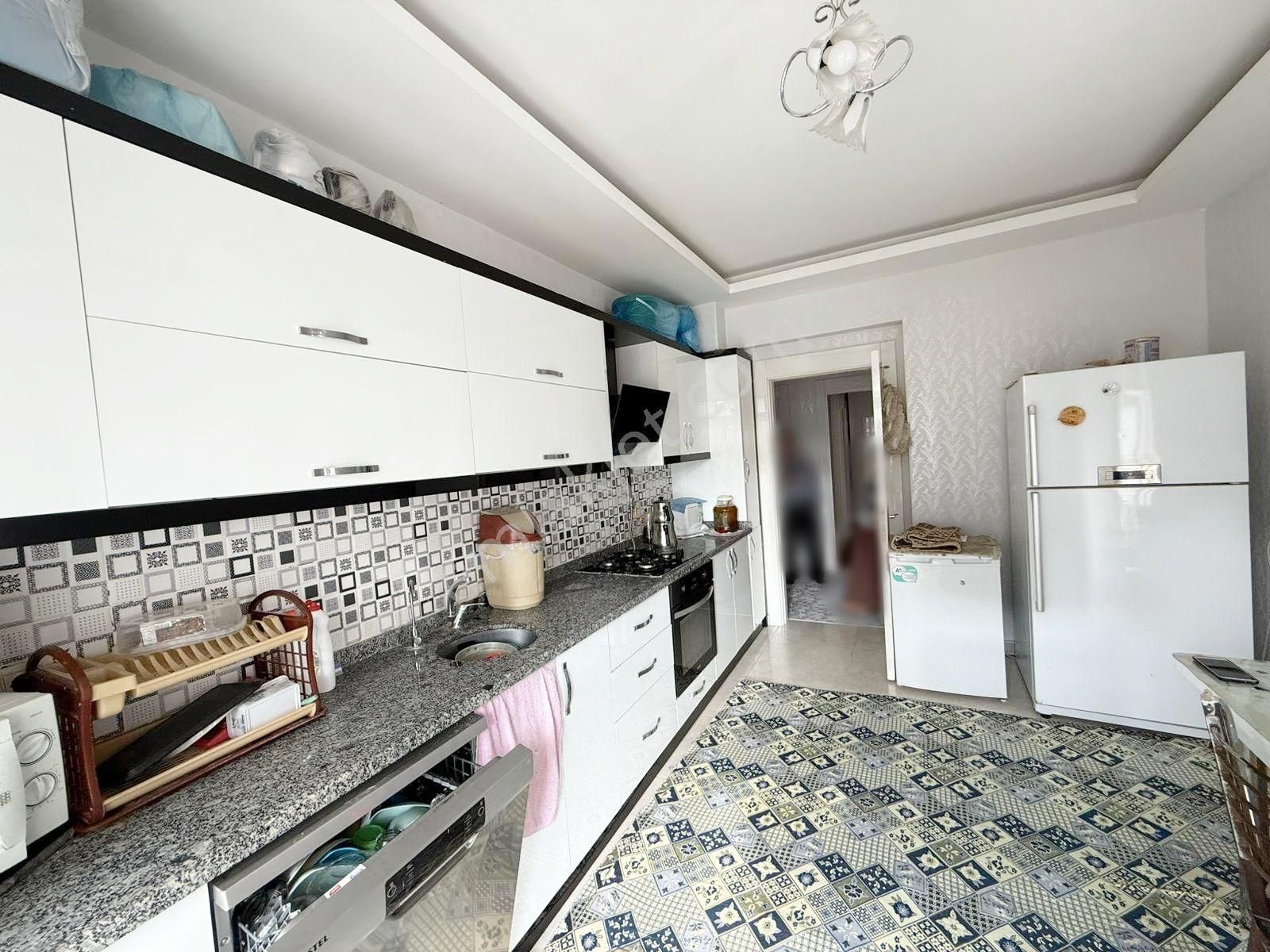 Göktürk Stadyum Karşısı Fırsat!çift Balkonlu Arakat Bakımlı 3+1 - Görsel 3