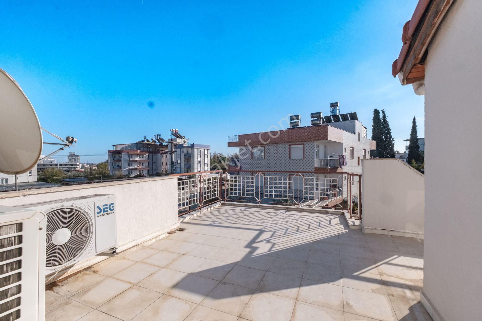 Antalya Kepez Şelale Sitesinde Satılık 5+2 250m² Tripleks Villa - Görsel 33