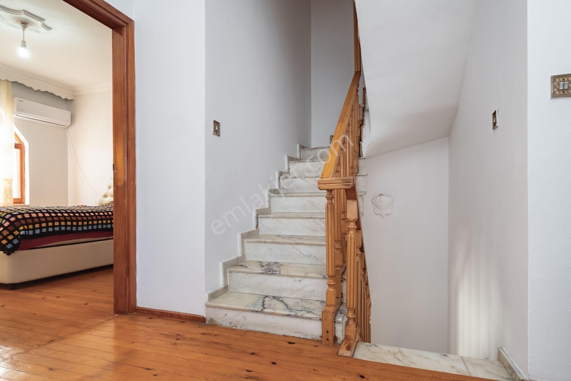 Antalya Kepez Şelale Sitesinde Satılık 5+2 250m² Tripleks Villa - Görsel 19