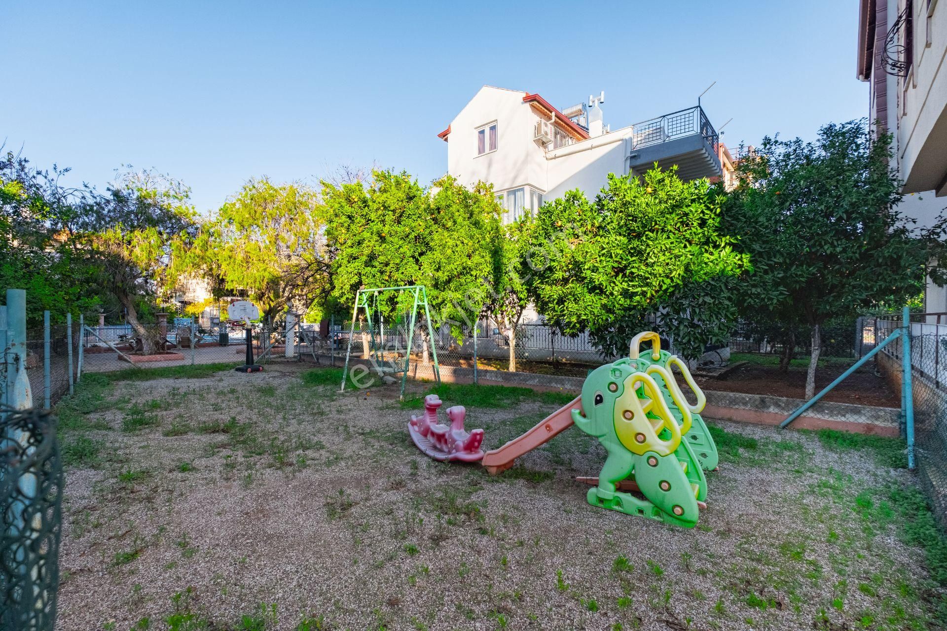 Antalya Kepez Şelale Sitesinde Satılık 5+2 250m² Tripleks Villa - Görsel 4