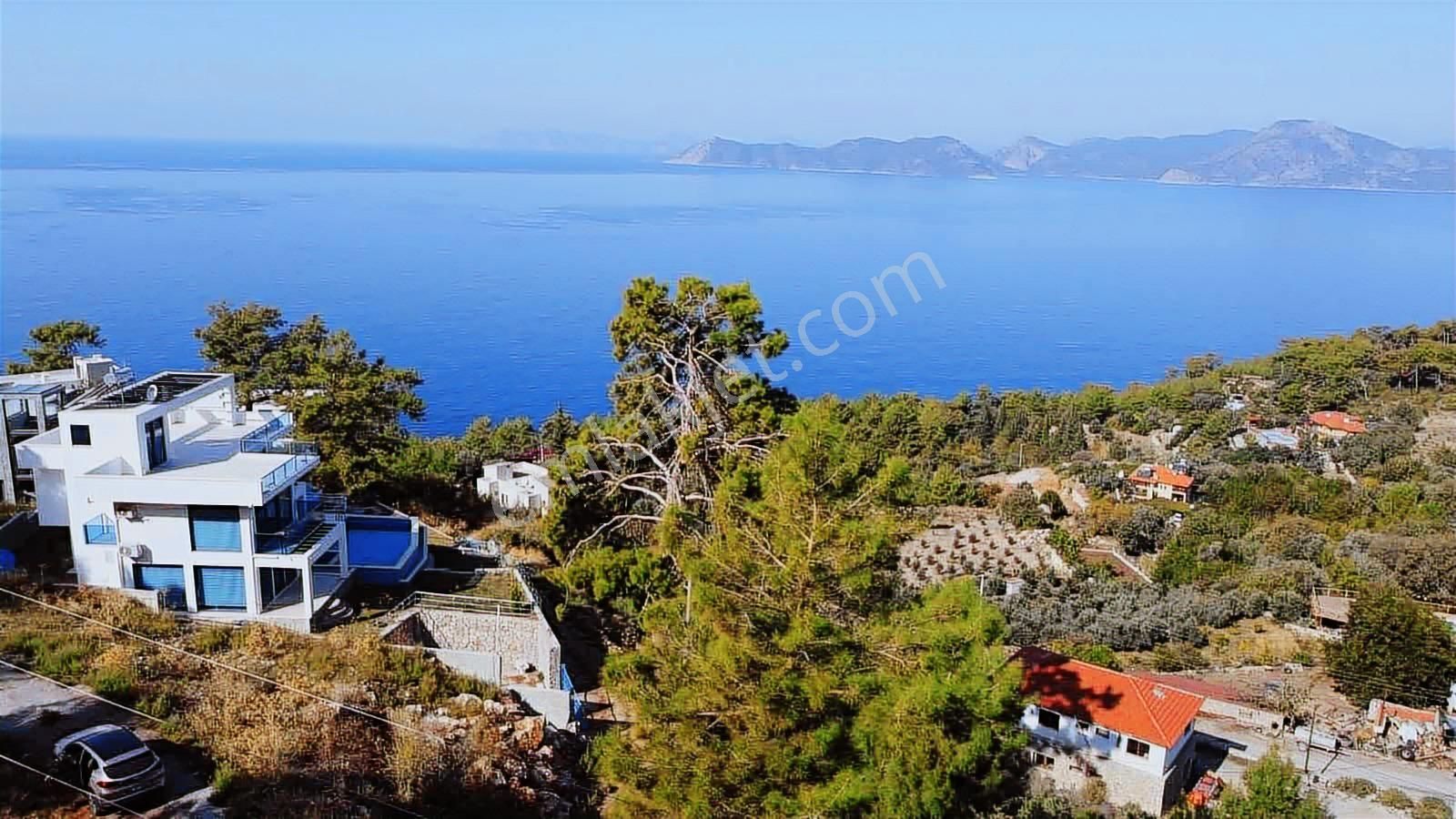 Fethiye Faralya'da 600 M2 Deniz Manzaralı İmarlı Arsa