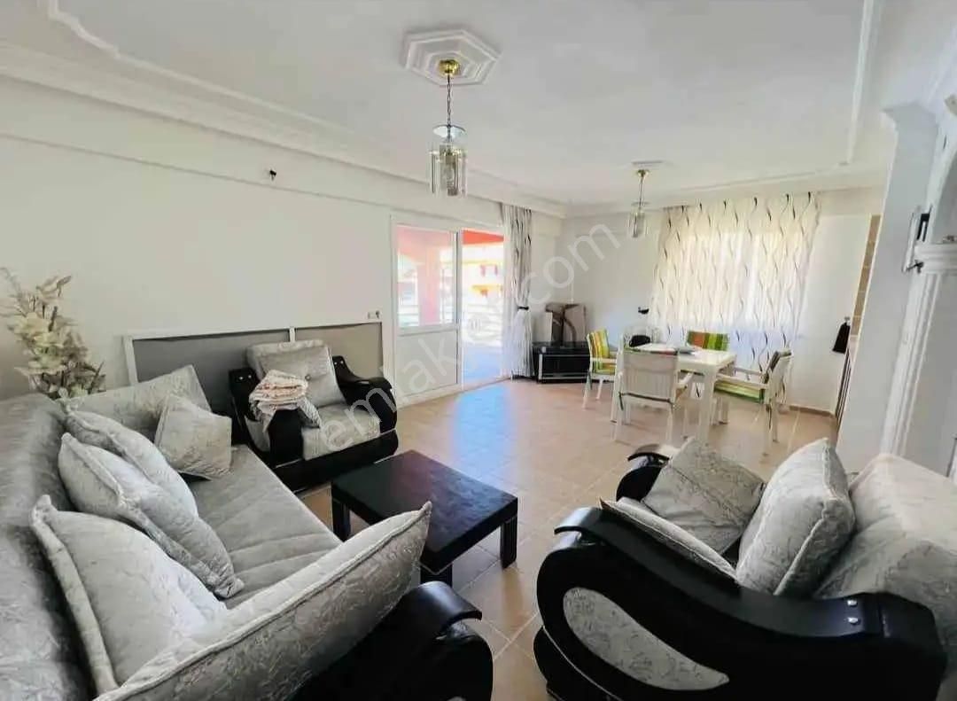 Denize Sıfır Sitede Satılık 3+1 Eşyalı Villa - Görsel 22