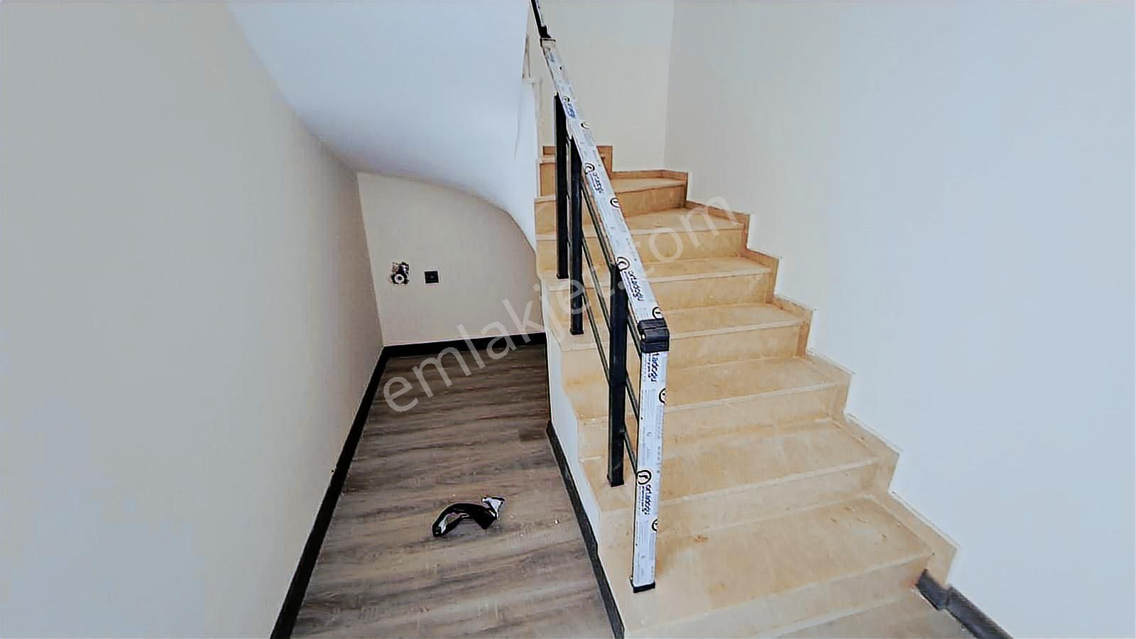 Stoptan Çevre Yolunda Asansörlü Satılık 2+1 Dubleks Daire - Görsel 16