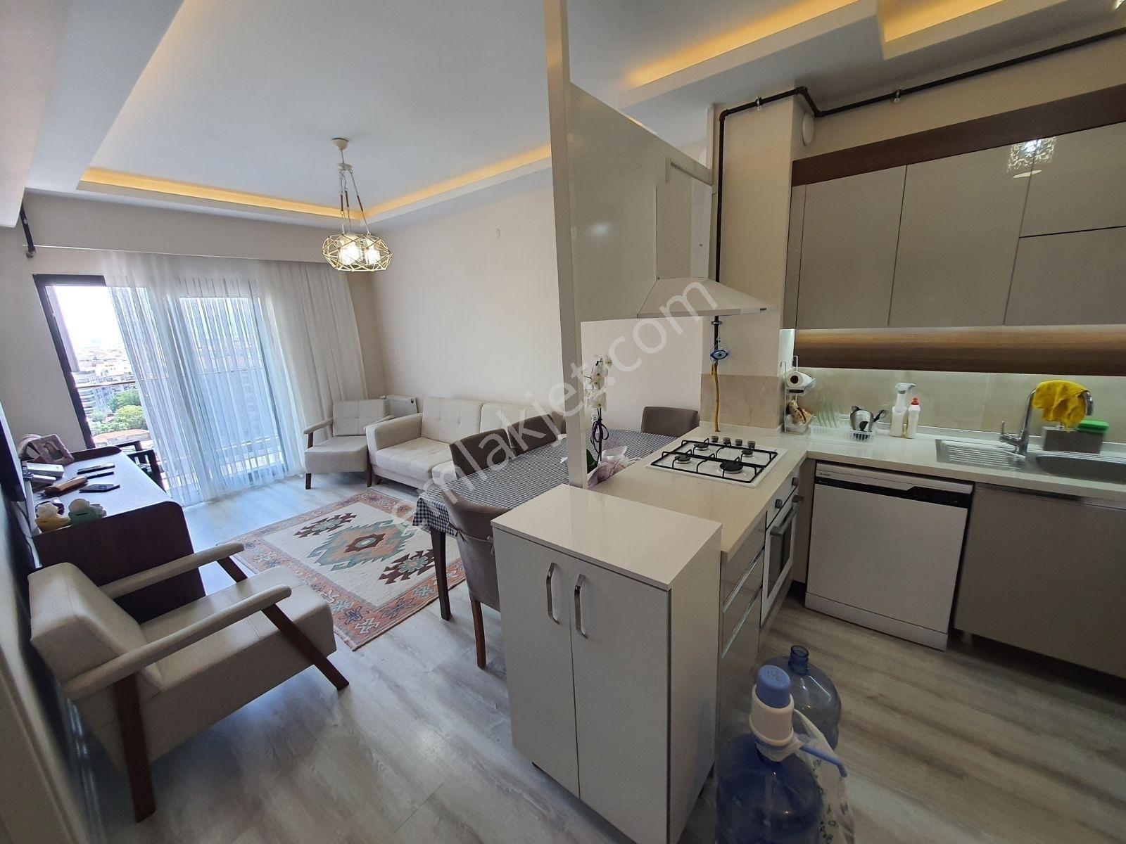 Karşıyaka İmbatlıda Deniz Ve Körfez Manzaralı Satılık 1+1 Daire - Görsel 9