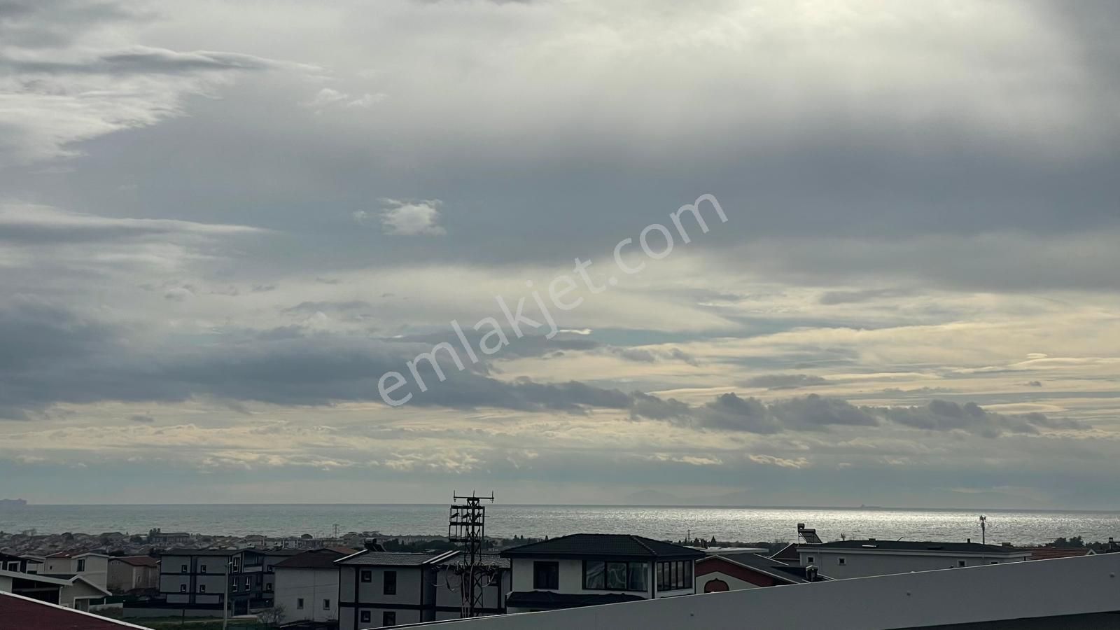 Yeniçiftlikte Ultra Lüks Deniz Manzaralı 4+1 Kullanıma Hazır Villa - Görsel 5