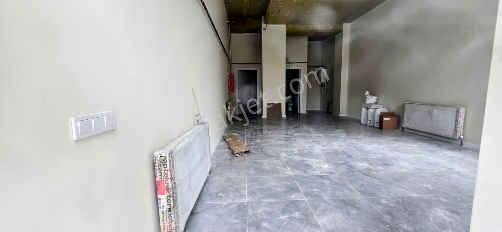 Fahrettin Kerim Gökay Cd. Üzerinde, Sıfır Yeni Bina,55 M2 Dükkan - Görsel 31