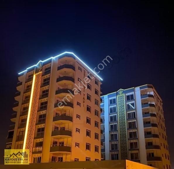 Ramazanoğlu Emlaktan 3+1 Ultra Lüks Doğalgazlı Daire