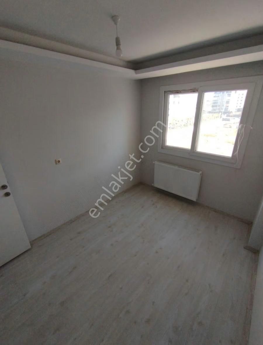Gold Plus Emlaktan Geniş 3+1 Kiralık Daire - Görsel 3