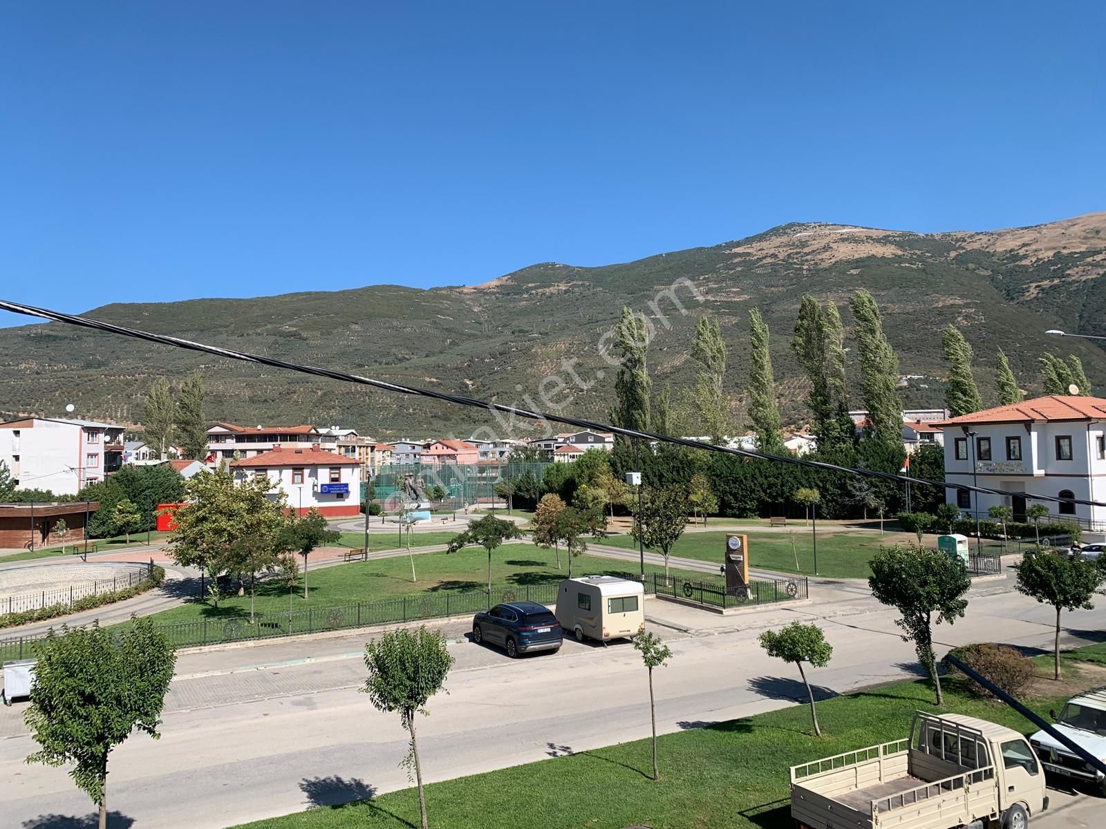 Gemlik Bölge Parkı Karşısında Önü Full Açık Ve Önü Asla Kapanmaz Full Manzaralı Ara Kat Daire. - Görsel 4