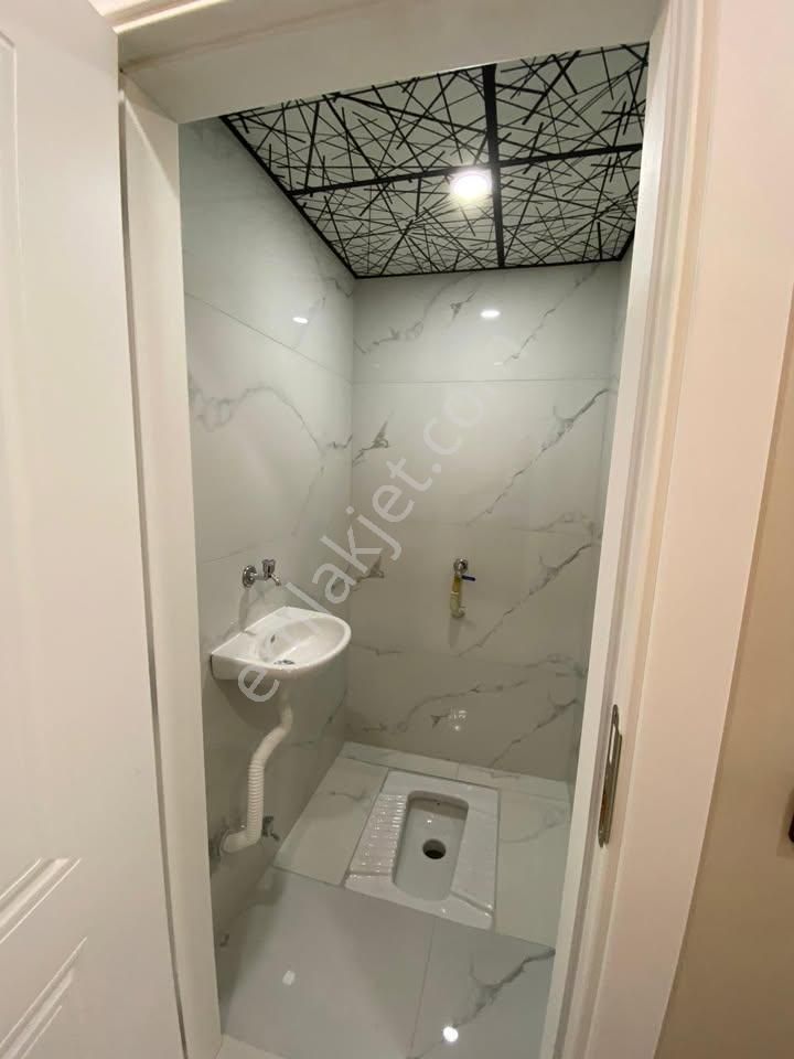 Beylikdüzü'nde Metrobüse 5'dk Bölgenin En Geniş 2+1 Fırsat Dairesi!!! - Görsel 14