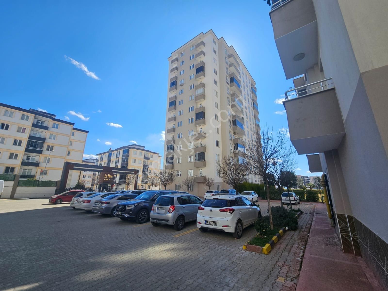 Repa Gayrimenkul Elanur Ateş`ten Onkoloji'de Satılık 3+1 Daire