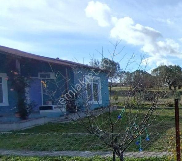 Çanakkale Lapseki Çardak 'ta Satılık Bahçeli Müstakil Ev - Görsel 3