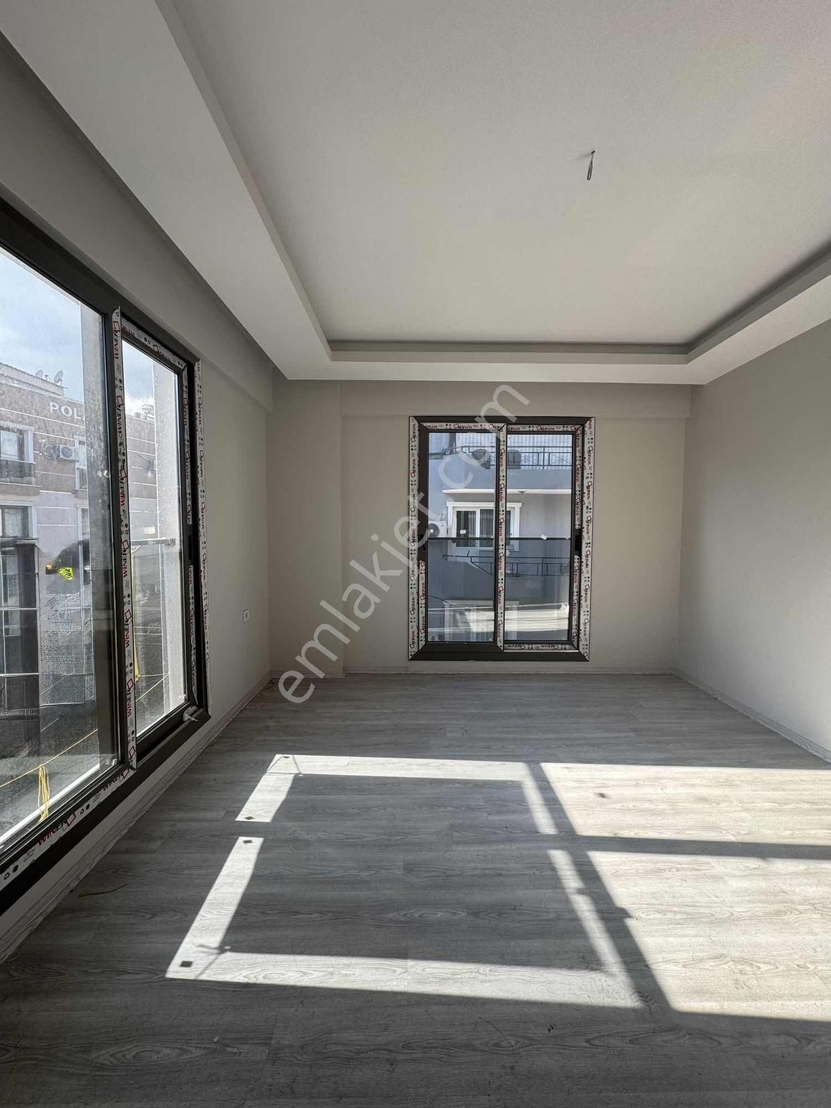 Akın Emlaktan Fırat Mah. Asansörlü 80 M2. Sıfır Arakat Daire - Görsel 18