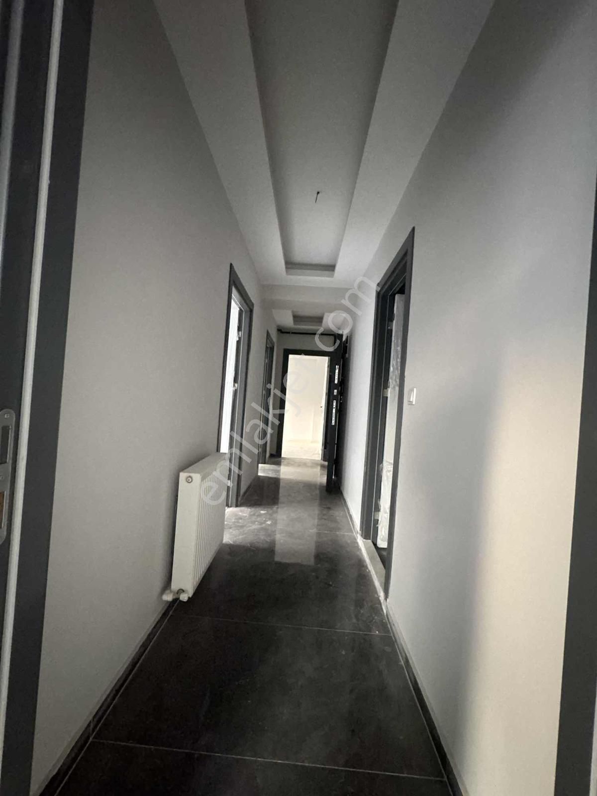 Akın Emlaktan Fırat Mah. Asansörlü 80 M2. Sıfır Arakat Daire - Görsel 14
