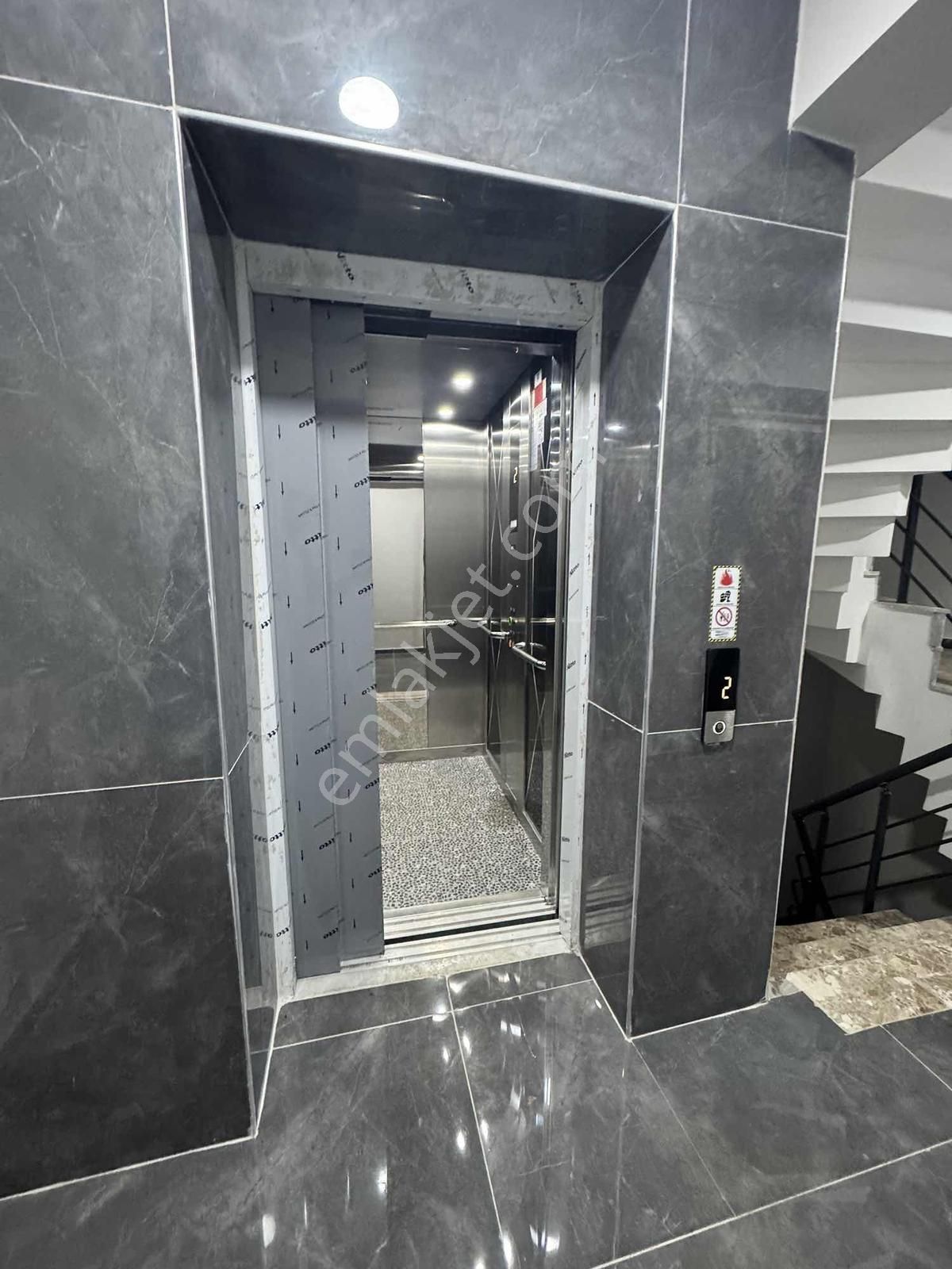 Akın Emlaktan Fırat Mah. Asansörlü 80 M2. Sıfır Arakat Daire - Görsel 10