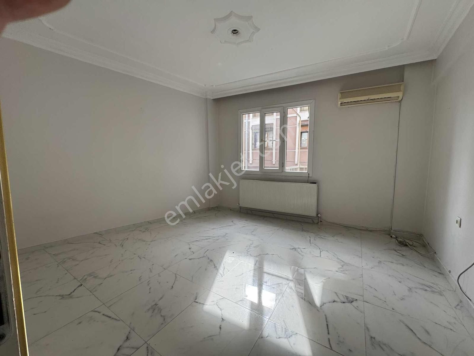 Buca Göksu Mah.2+1 D.gazlı Ve Klimalı 110m2.kiralık Arakat Daire - Görsel 24