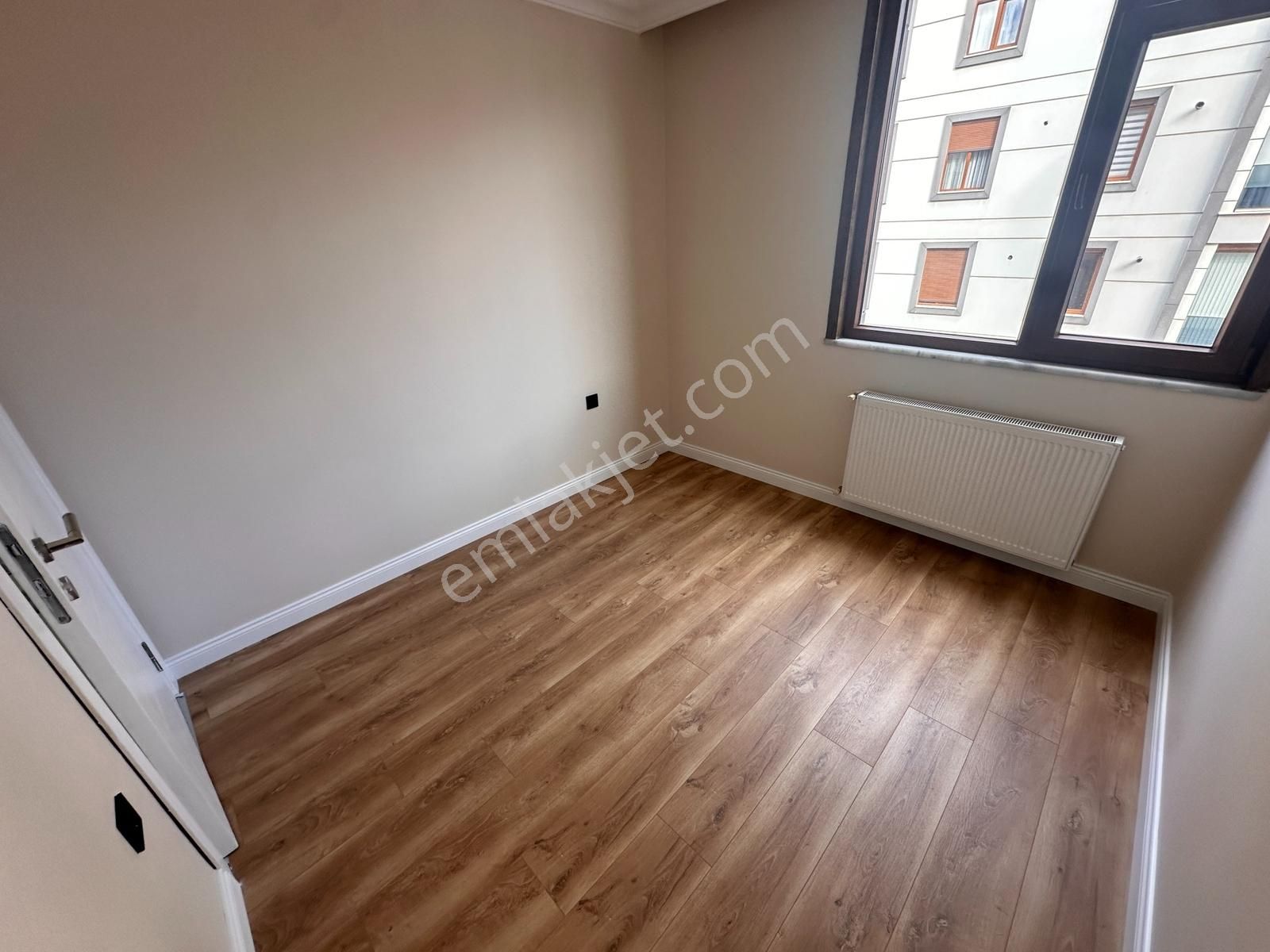 Tamiş'den Küçükyalı'da Metroya E5'e Yakın 1.katta Ön Köşe 2+1 - Görsel 26